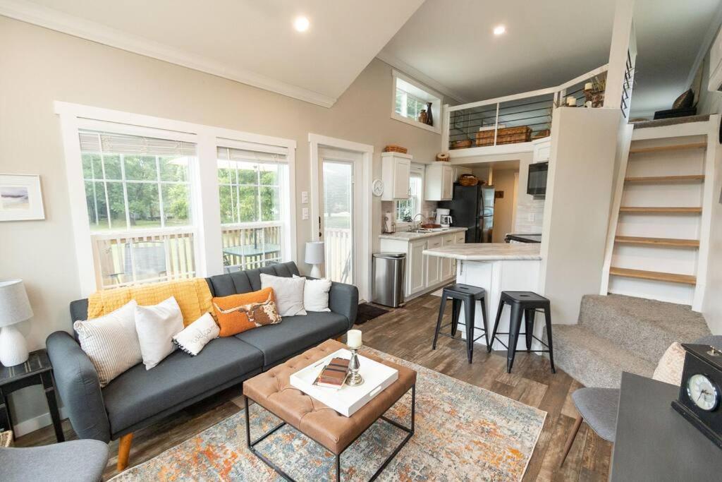 Pet Friendly Tiny House Rental With New Access To Guadalupe River Nbtx New Braunfels Esterno foto
