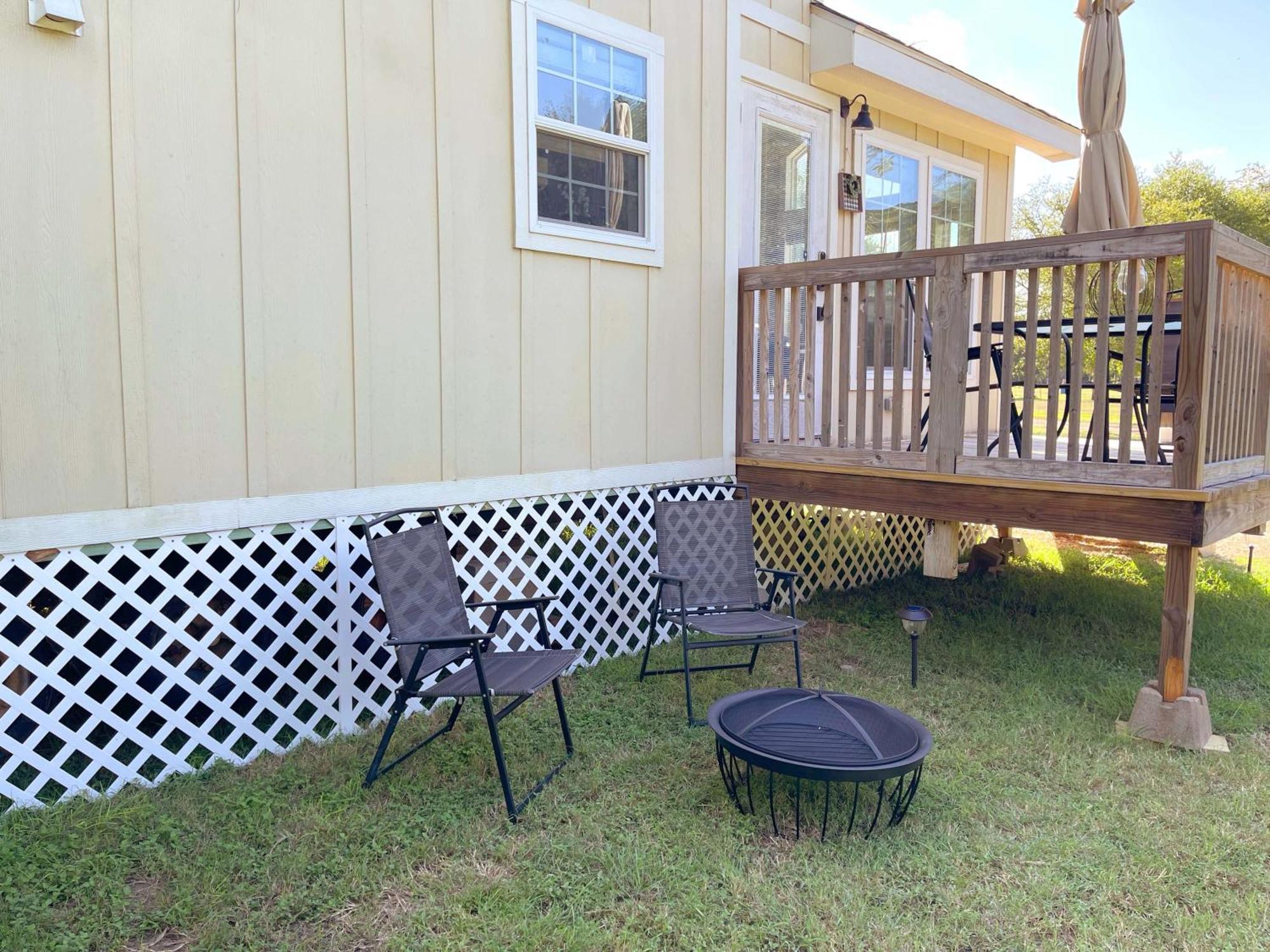 Pet Friendly Tiny House Rental With New Access To Guadalupe River Nbtx New Braunfels Esterno foto